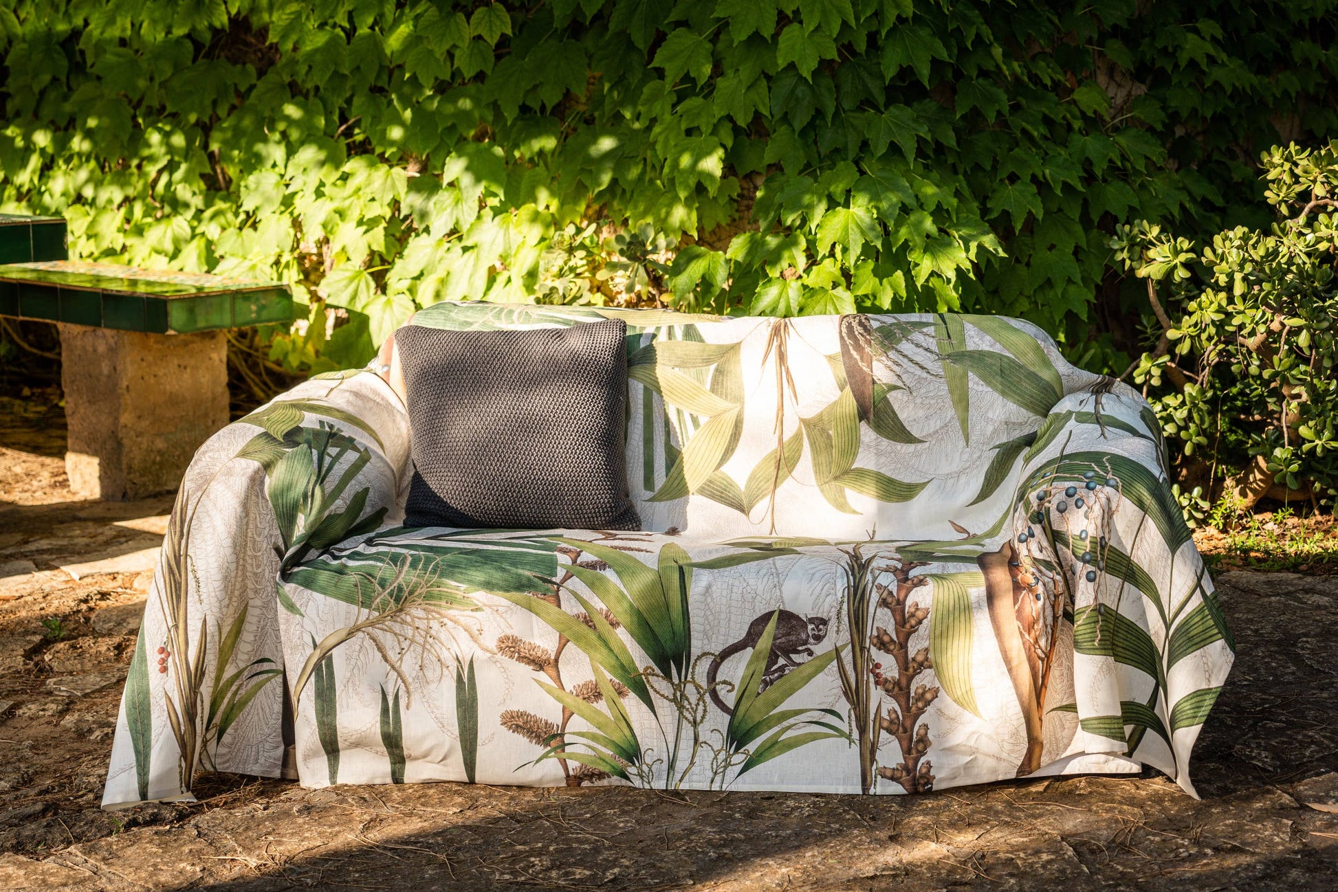 Mezzero «Palmier» Sofa/Bed Cover, 100% made in Italy