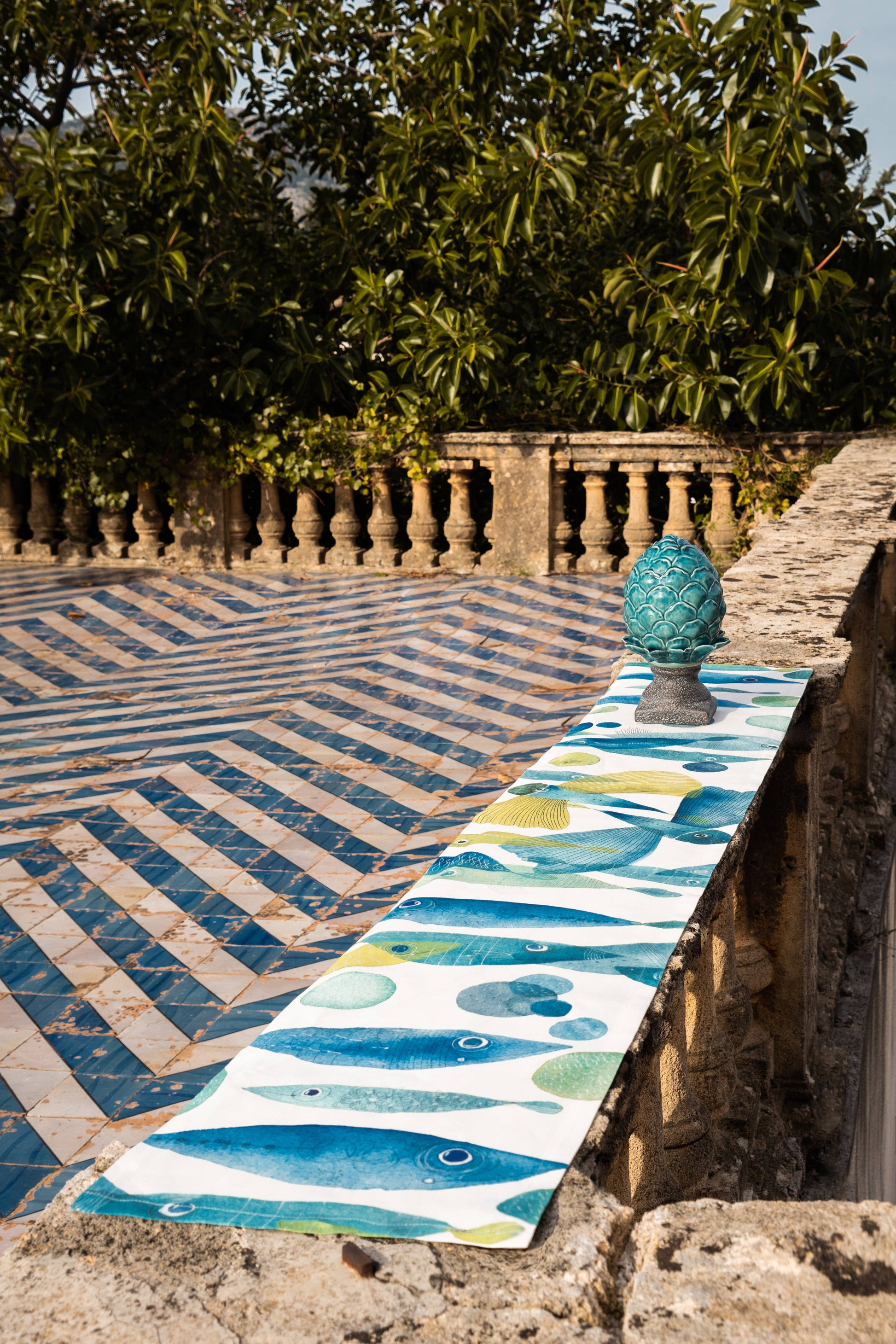 Pure Linen Runner «Pesci Volanti» 100% Made in Italy