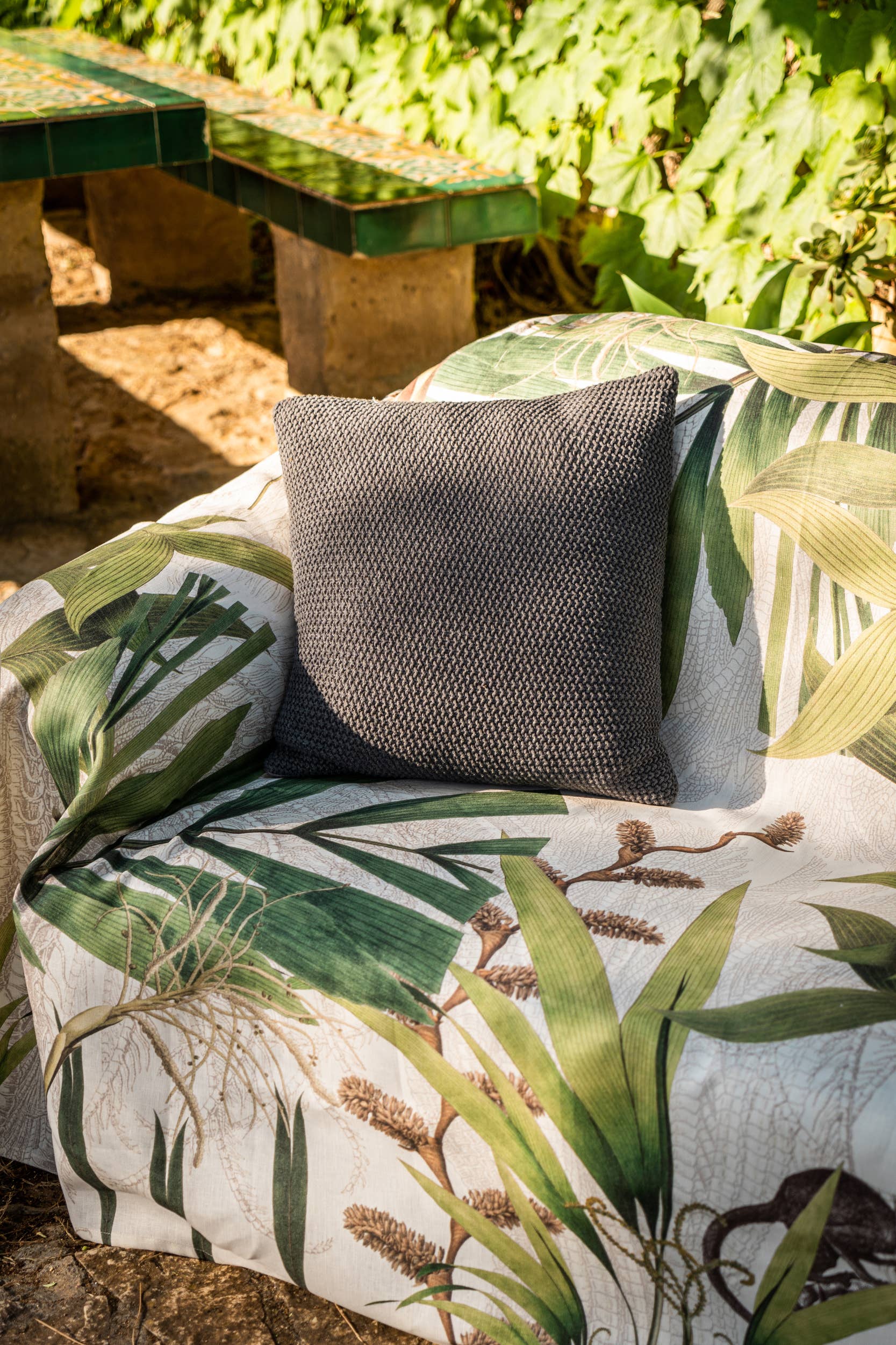 Mezzero Palmier Sofa Bed Cover - The Napking