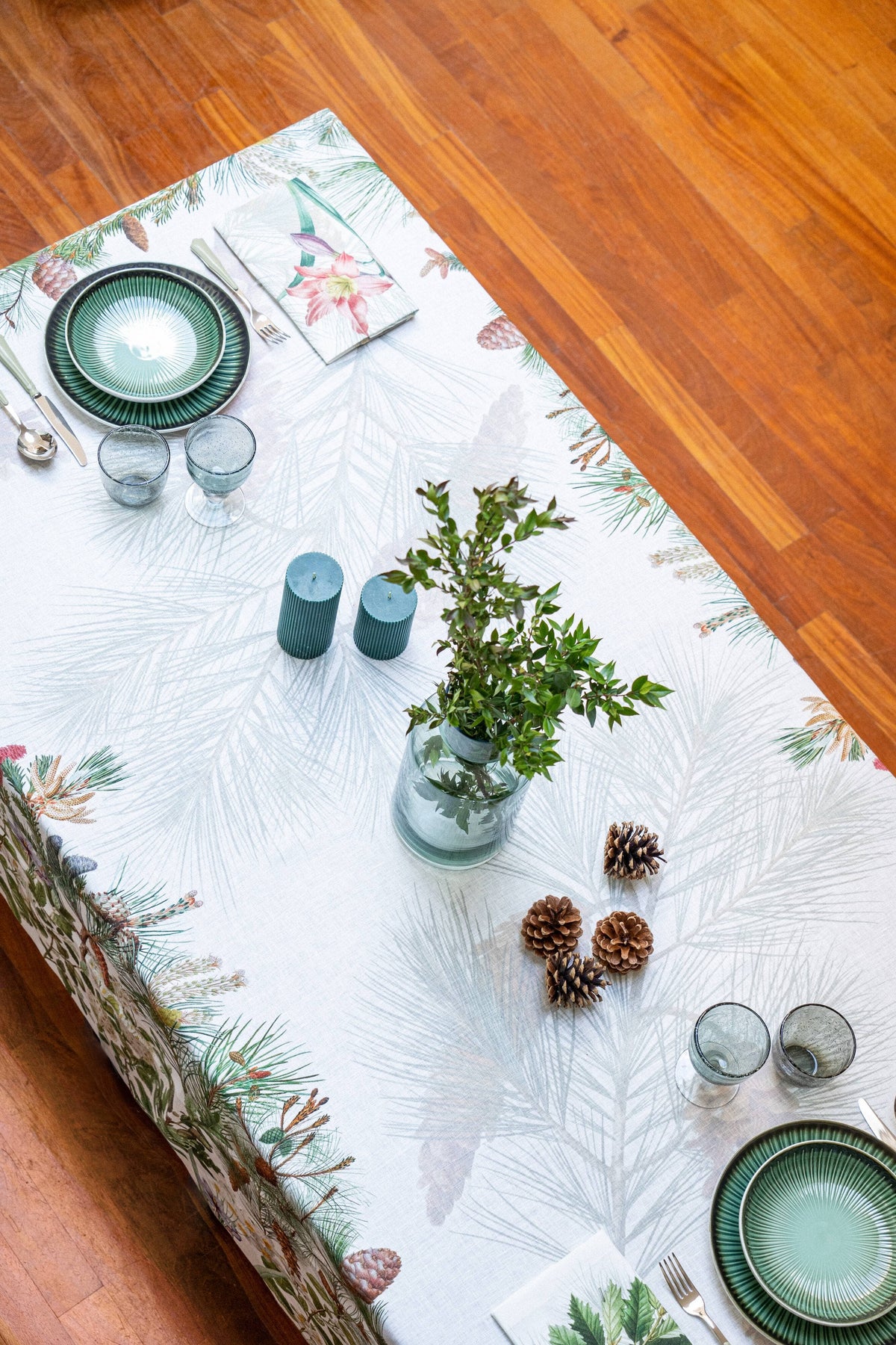 Linen Tablecloth «Winter Garden» - 100% Made in Italy