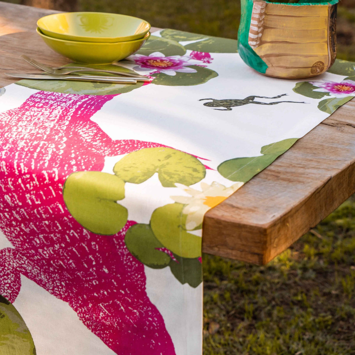 Linen Runner Crocodile 100% Made in Italy - The Napking