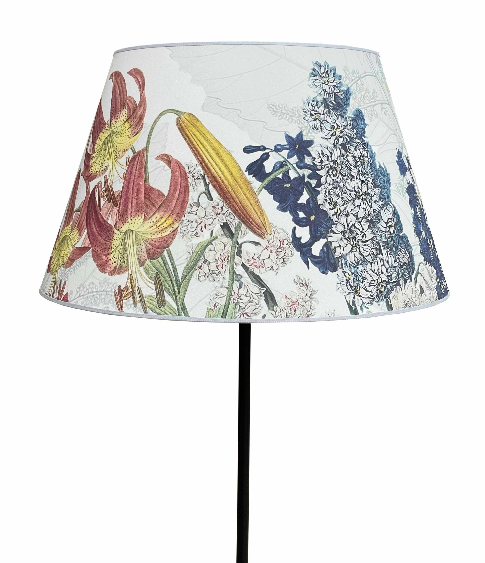 "Dafne" Conical lampshade in printed fabric.