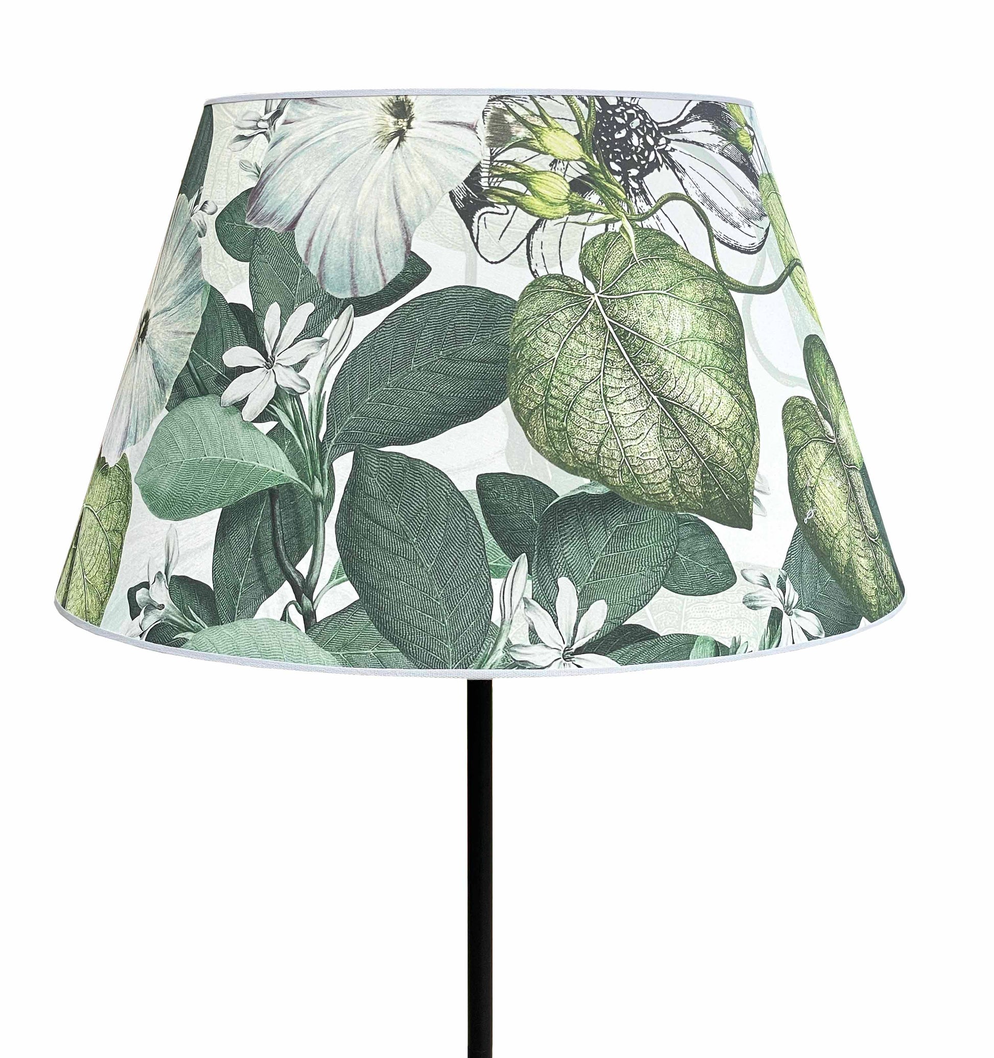 "Knighthia" Conical lampshade in printed fabric.