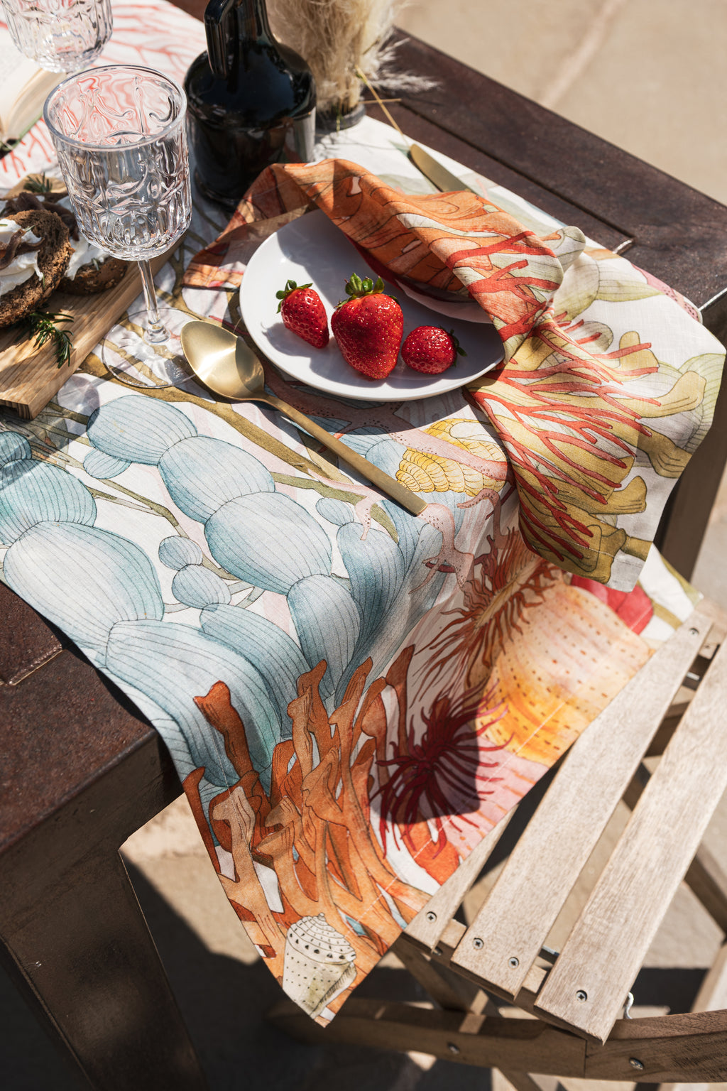 Premium Linen Runner «Corals» 100% Made in Italy - The Napking