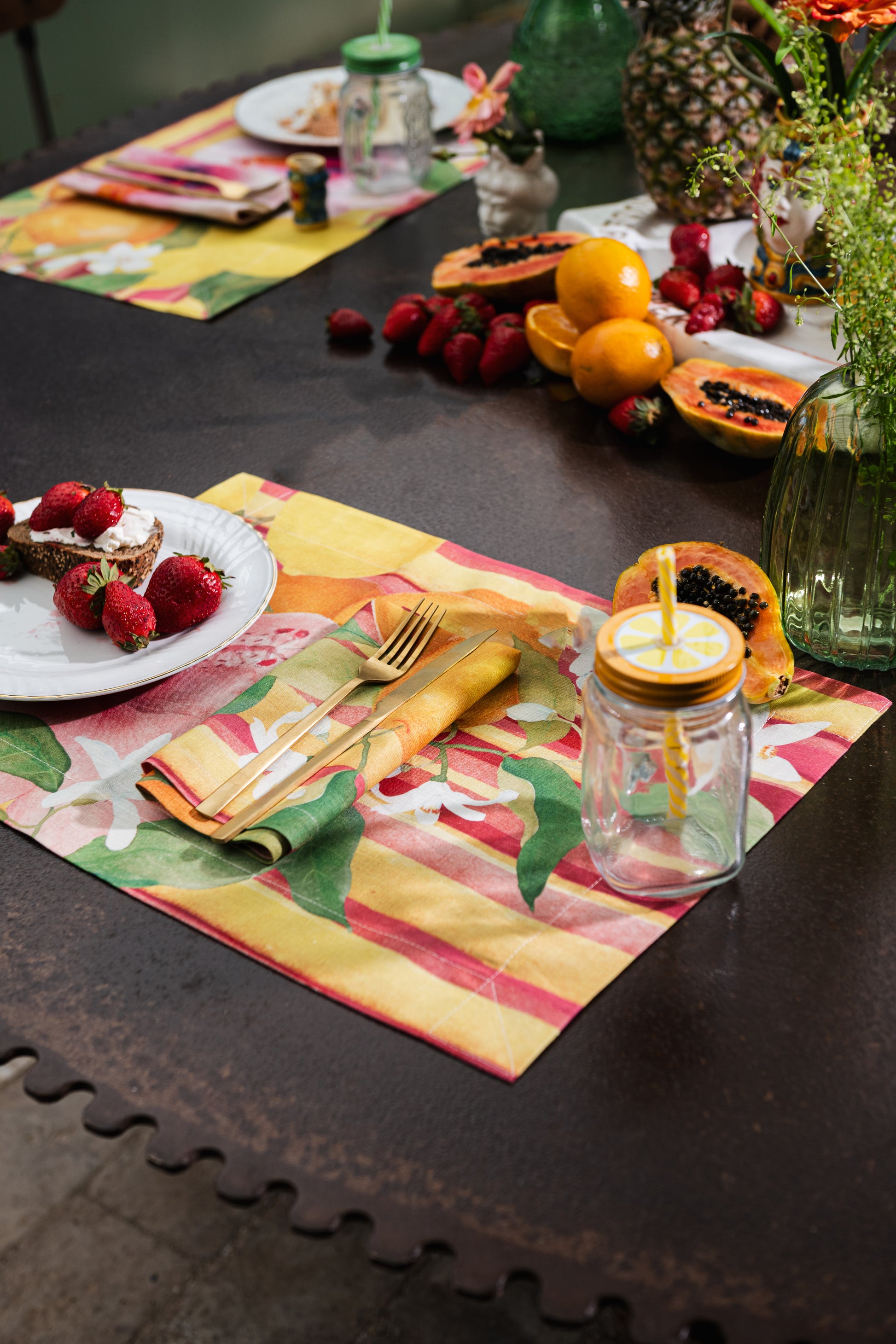 Set of 4 Placemats «Ibiscus» Premium quality Linen - The Napking