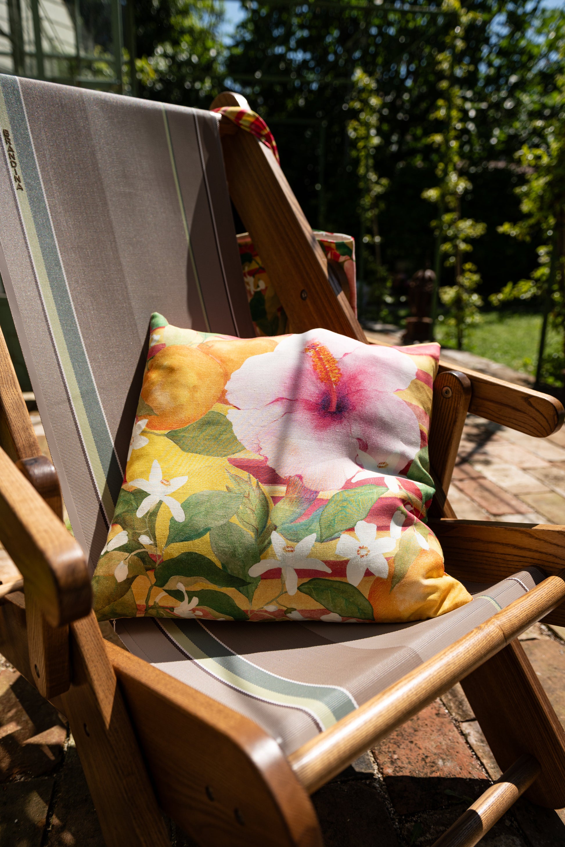 Cushion «Ibiscus», 100% Made in Italy