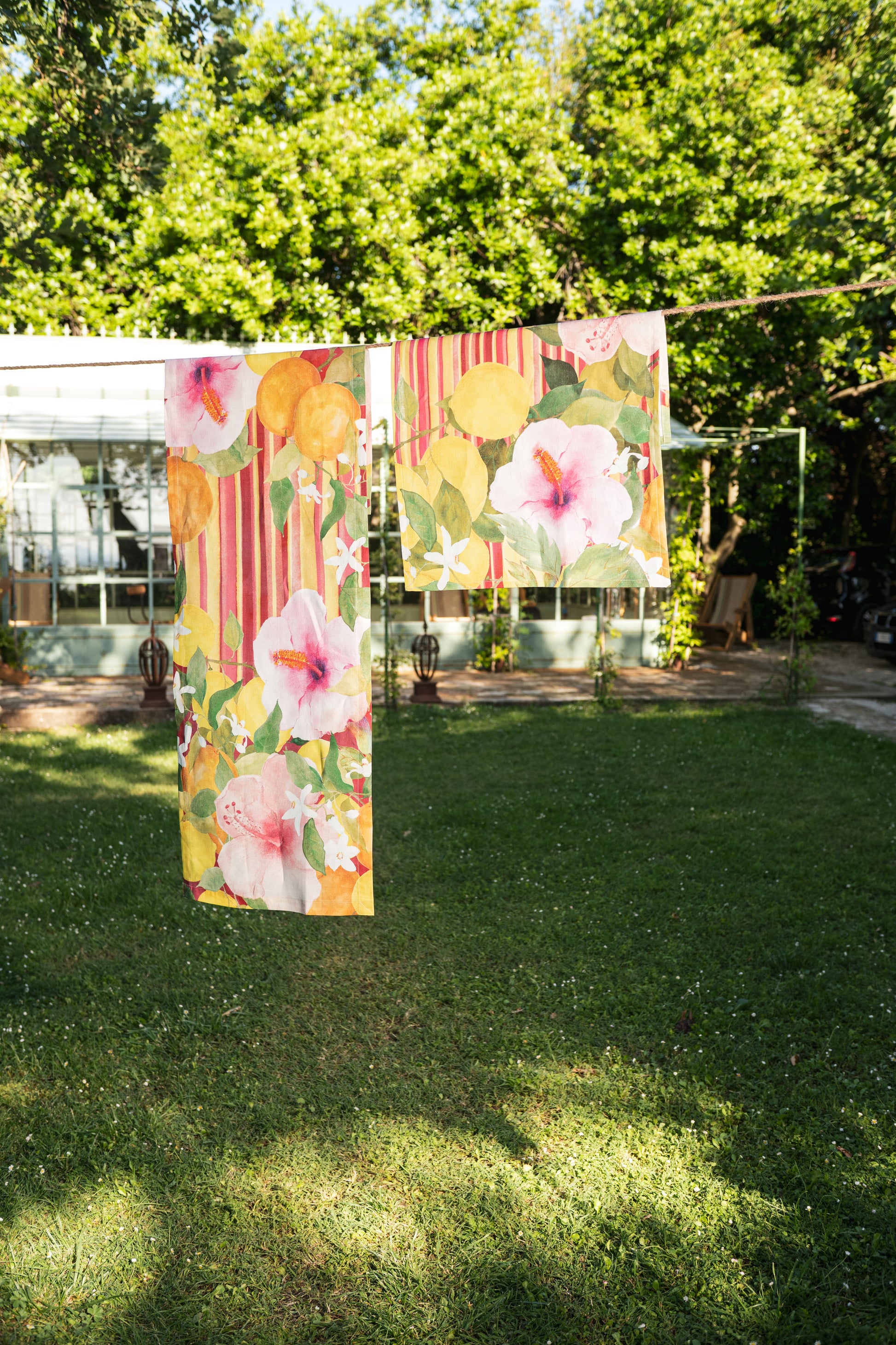 Premium Linen Runner «Ibiscus» 100% Made in Italy - The Napking