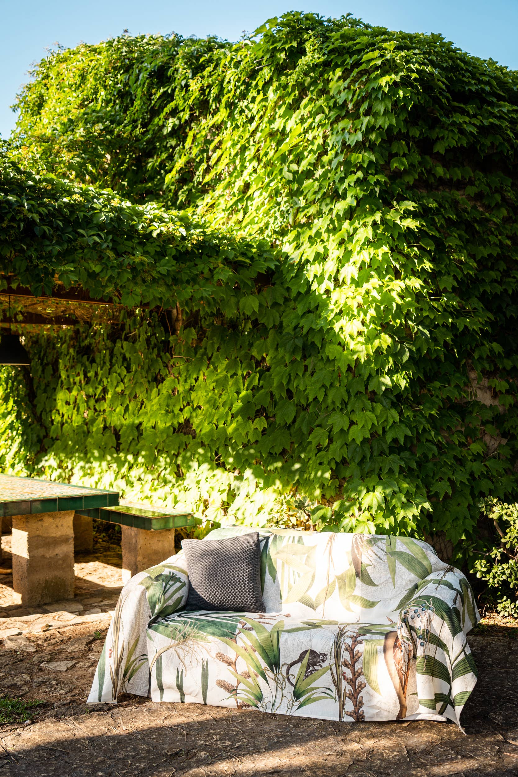 Mezzero Palmier Sofa Bed Cover - The Napking